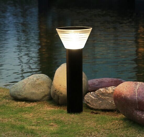 Lâmpadas solares de jardim de LED por atacado de fábrica IP 65 à prova d'água Luzes solares de jardim ao ar livre