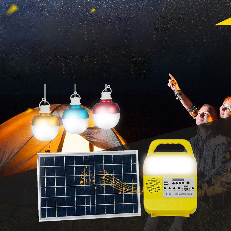 Noite solar dos amigos da pesca da tenda do mercado da noite da emergência da indisponibilidade de Electric Power que pesca a manutenção do carro