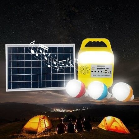 Noite solar dos amigos da pesca da tenda do mercado da noite da emergência da indisponibilidade de Electric Power que pesca a manutenção do carro