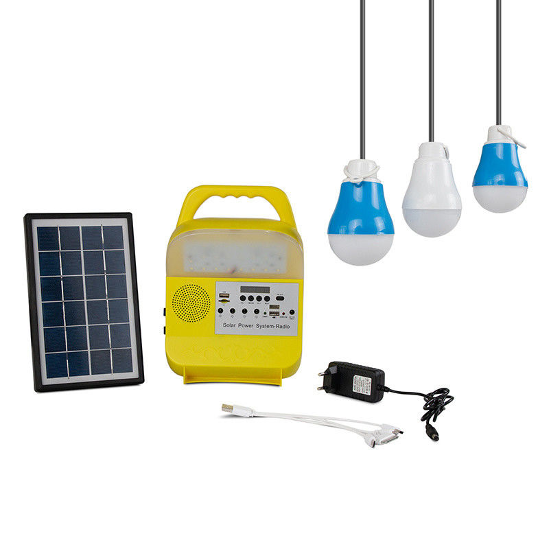O carregador solar do sistema de iluminação das energias solares com os painéis solares portáteis de rádio almofada o sistema solar