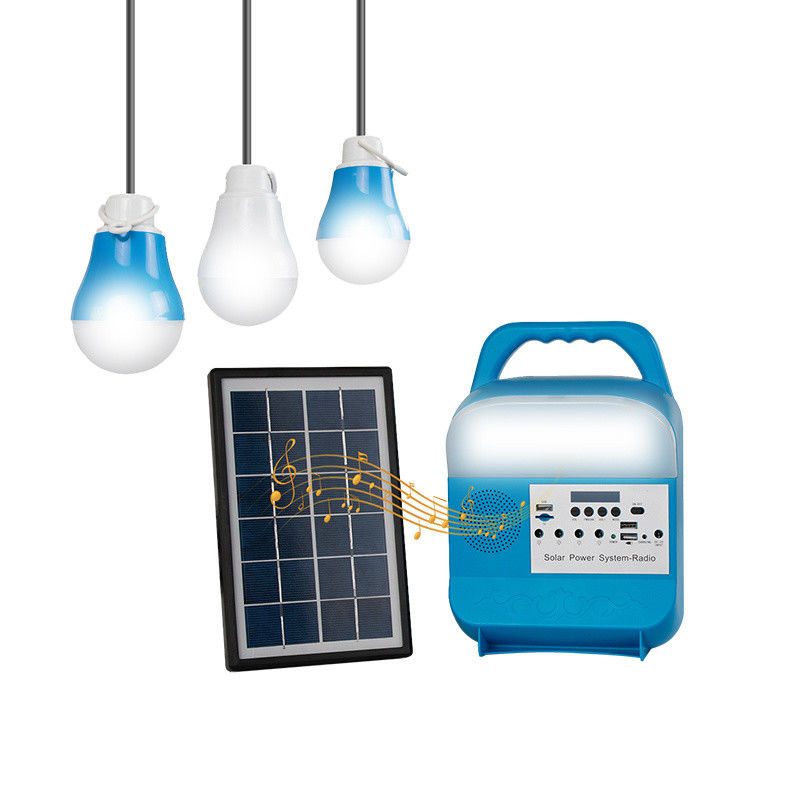 O carregador solar do sistema de iluminação das energias solares com os painéis solares portáteis de rádio almofada o sistema solar