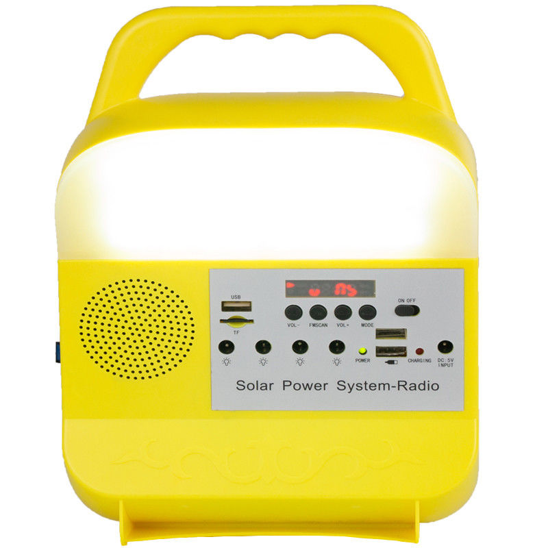 O carregador solar do sistema de iluminação das energias solares com os painéis solares portáteis de rádio almofada o sistema solar
