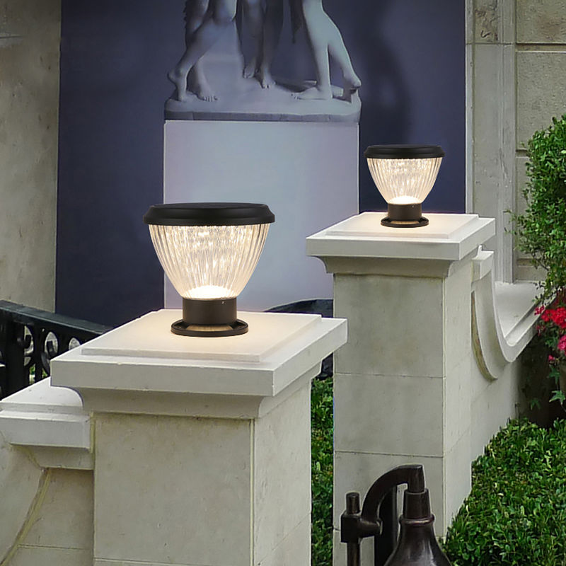 Decoração impermeável exterior solar toda do diodo emissor de luz do jardim em uma luz da coluna da lâmpada