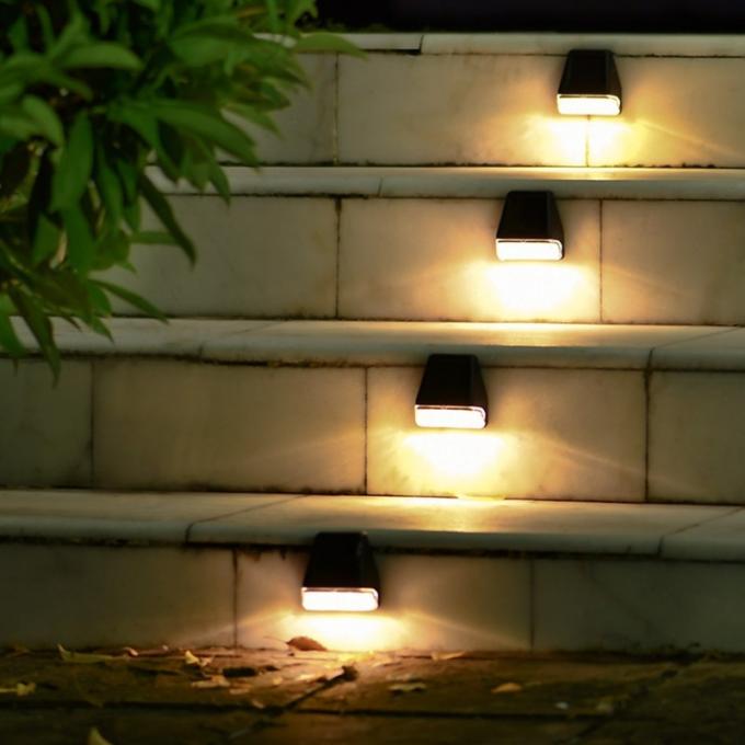 Cerca 2LED Light solar exterior posta solar do Decking do trajeto da etapa da lâmpada de Wall Lights Garden da cerca