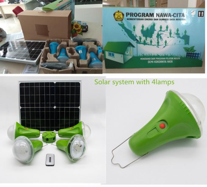Lâmpada recarregável solar do sistema de energia 475lum das energias solares com o cubo de 6 furos