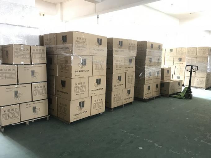 Anúncio publicitário do ODM sistema claro 8Hours de uma energia solar de 10 watts a 30Hours 11